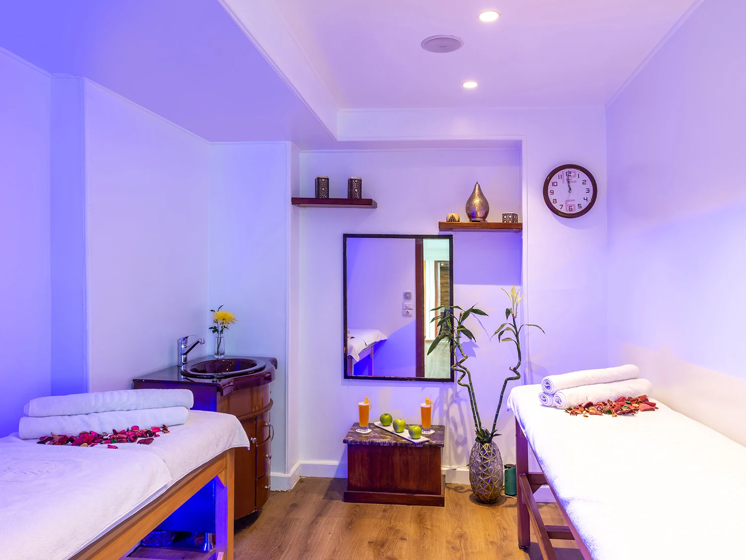 Massage aboard the Sonesta Moon Goddess Nile Cruise Ship Nile cruise